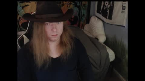 Snapshot of mr_strawberry chatting on October 13, 2025, 7:25 pm mr_strawberry online show from October 13, 2025, 7:25 pm