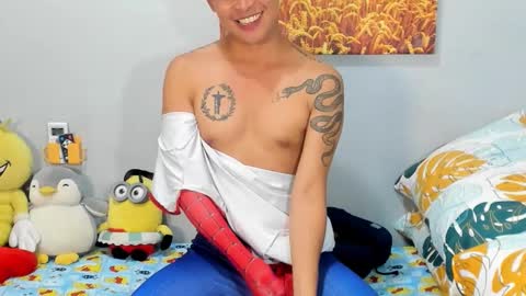 Snapshot of mr_swe3t0oth chatting on February 25, 2025, 2:33 pm KYLE online show from February 25, 2025, 2:33 pm