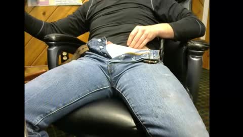 Snapshot of mr_x7333 chatting on November 17, 2025, 3:34 am mr_x7333 online show from November 17, 2025, 3:34 am