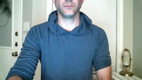 Snapshot of mrasstastix chatting on January 8, 2025, 4:44 am MrAsstastix online show from January 8, 2025, 4:44 am