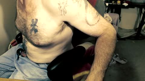 Snapshot of mrbiggintx chatting on April 15, 2026, 7:26 am mrbiggintx online show from April 15, 2026, 7:26 am