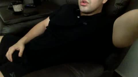 Snapshot of mrbree chatting on November 27, 2025, 5:37 pm Mr Bree online show from November 27, 2025, 5:37 pm