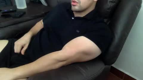 Snapshot of mrbree chatting on January 15, 2026, 6:44 pm Mr Bree online show from January 15, 2026, 6:44 pm