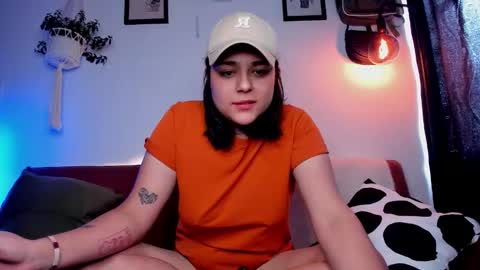 Laura online show from December 1, 2025, 6:13 pm