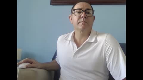 Snapshot of mrcaruso chatting on October 2, 2025, 12:45 pm Mrcaruso online show from October 2, 2025, 12:45 pm