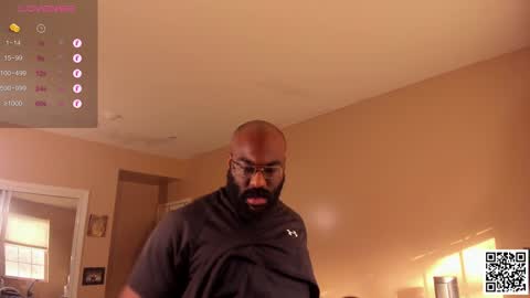 Snapshot of mrchuckdailyxxx chatting on December 8, 2024, 7:43 pm Chuck Daily online show from December 8, 2024, 7:43 pm