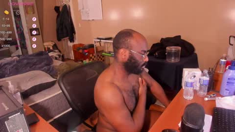 Snapshot of mrchuckdailyxxx chatting on February 1, 2025, 7:36 am Chuck Daily online show from February 1, 2025, 7:36 am
