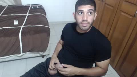 Snapshot of mrcum24 chatting on December 6, 2024, 3:41 am Will online show from December 6, 2024, 3:41 am