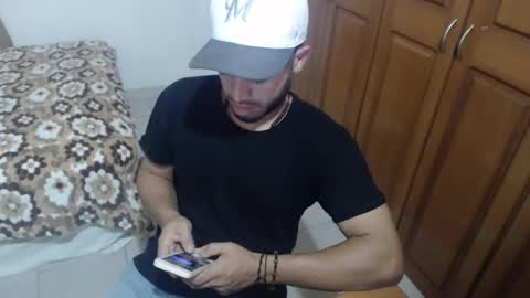 Snapshot of mrcum24 chatting on January 16, 2025, 4:17 am Will online show from January 16, 2025, 4:17 am