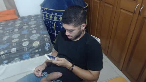 Snapshot of mrcum24 chatting on February 6, 2025, 11:48 pm Will online show from February 6, 2025, 11:48 pm