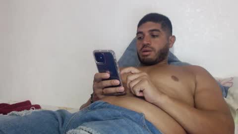 Snapshot of mrcum24 chatting on October 8, 2025, 9:23 pm Will online show from October 8, 2025, 9:23 pm