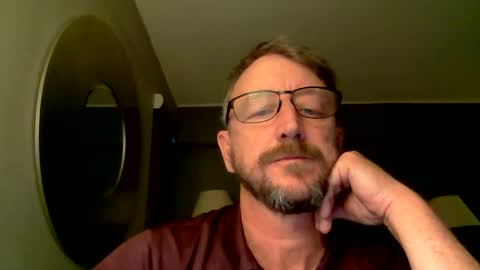 Snapshot of mrcumstain chatting on February 23, 2026, 10:40 pm mrcumstain online show from February 23, 2026, 10:40 pm