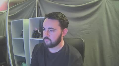 Snapshot of mrcurvedc chatting on December 15, 2024, 11:09 pm Mr Curved online show from December 15, 2024, 11:09 pm