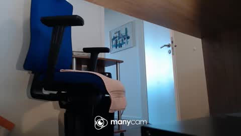 Snapshot of mrduplo1975 chatting on February 21, 2025, 1:55 pm MrJohnsen1975 online show from February 21, 2025, 1:55 pm