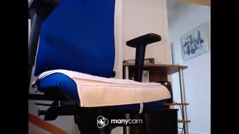 Snapshot of mrduplo1975 chatting on February 4, 2026, 1:28 pm MrJohnsen1975 online show from February 4, 2026, 1:28 pm