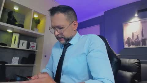 MrFrank. online show from December 4, 2025, 12:58 pm