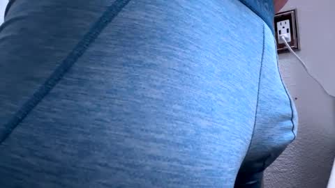 Snapshot of mrfrankfuckforfree chatting on February 21, 2025, 9:02 am mrfrankfuckforfree online show from February 21, 2025, 9:02 am