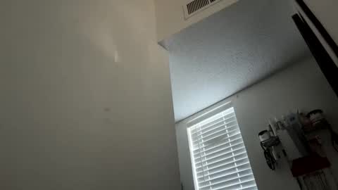 Snapshot of mrfrankfuckforfree chatting on October 3, 2025, 11:46 pm mrfrankfuckforfree online show from October 3, 2025, 11:46 pm