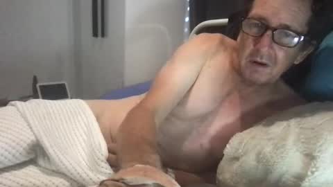 mrgray11xxx aussie online show from November 27, 2025, 7:38 pm