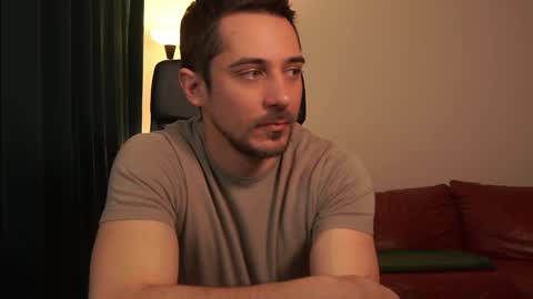 Snapshot of mrgreeneyes01 chatting on March 29, 2026, 8:09 pm juan luis online show from March 29, 2026, 8:09 pm