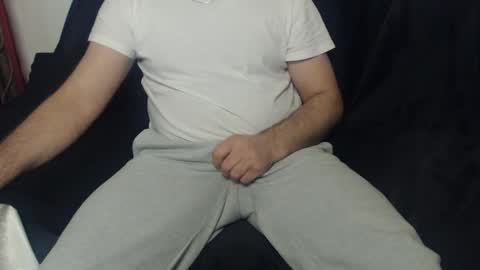 Snapshot of mrhorny_2023 chatting on January 29, 2025, 2:32 pm Your Mister online show from January 29, 2025, 2:32 pm