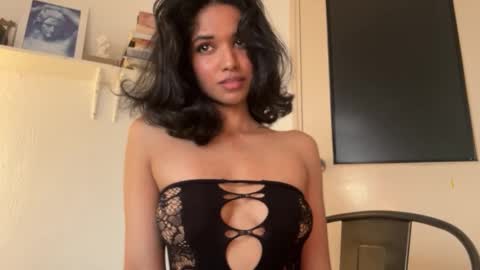 Snapshot of mriea_ chatting on March 2, 2026, 5:08 am mriea_ online show from March 2, 2026, 5:08 am