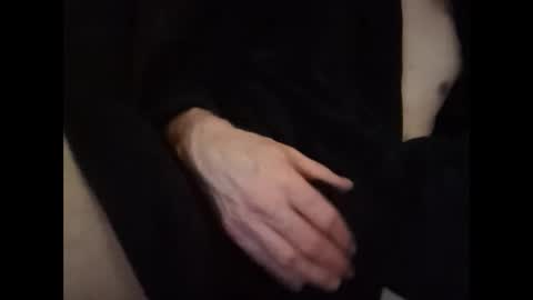 Snapshot of mrj81 chatting on January 30, 2025, 3:51 pm mrj81 online show from January 30, 2025, 3:51 pm