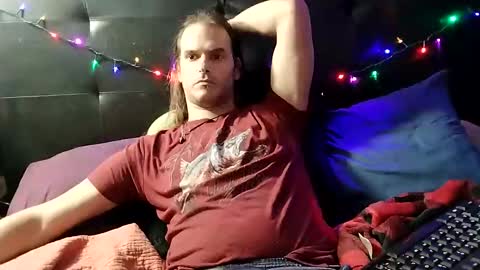 Snapshot of mrkinksized chatting on December 21, 2024, 10:17 am MrKinkSized online show from December 21, 2024, 10:17 am