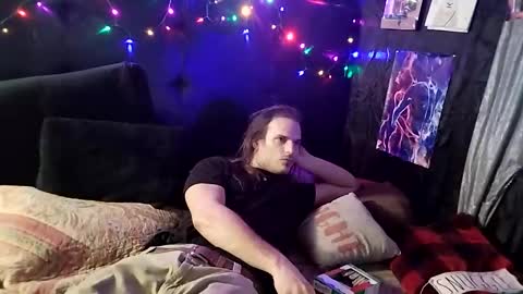 Snapshot of mrkinksized chatting on January 14, 2025, 5:19 am MrKinkSized online show from January 14, 2025, 5:19 am