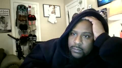 Snapshot of mrknowpussy chatting on January 2, 2025, 3:15 am mrknowpussy online show from January 2, 2025, 3:15 am