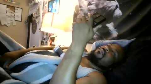 Snapshot of mrknowpussy chatting on May 31, 2026, 8:43 am mrknowpussy online show from May 31, 2026, 8:43 am