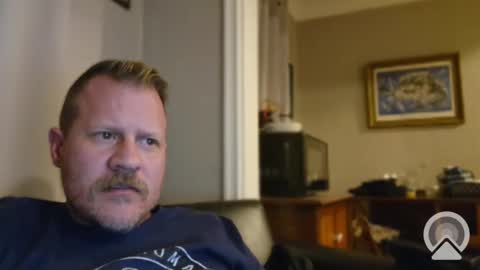 Snapshot of mrleather chatting on January 2, 2025, 5:03 am mrleather online show from January 2, 2025, 5:03 am