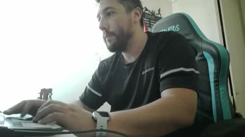 mrlilnice online show from January 18, 2026, 11:36 am