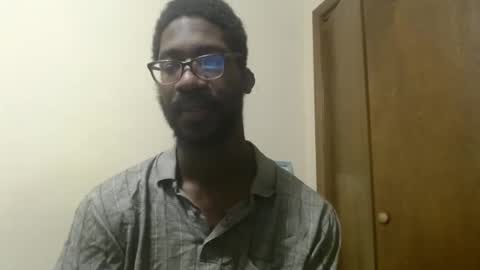 Snapshot of mrlonely1995 chatting on December 30, 2024, 11:17 pm or Terrance Sometimes Lil Tease online show from December 30, 2024, 11:17 pm