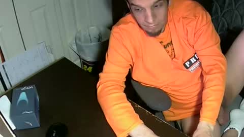 Snapshot of mrmarcxxcam chatting on February 1, 2026, 4:11 am MrMarc online show from February 1, 2026, 4:11 am