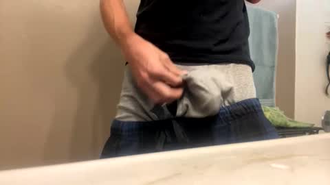 James online show from November 11, 2025, 8:42 pm