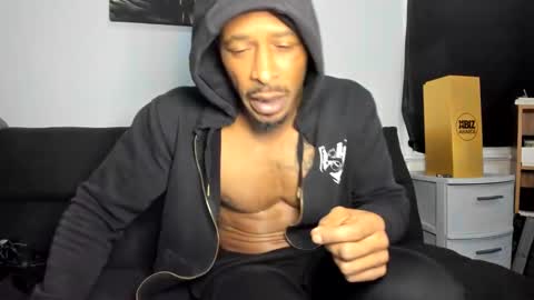 Snapshot of mromg007 chatting on January 10, 2025, 2:57 am mromg007 online show from January 10, 2025, 2:57 am