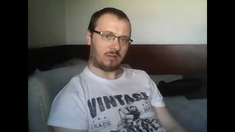 Snapshot of mronlymasturbate chatting on April 5, 2026, 7:05 am mronlymasturbate online show from April 5, 2026, 7:05 am