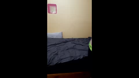 Snapshot of mrowka28 chatting on February 24, 2026, 2:53 am mrowka28 online show from February 24, 2026, 2:53 am