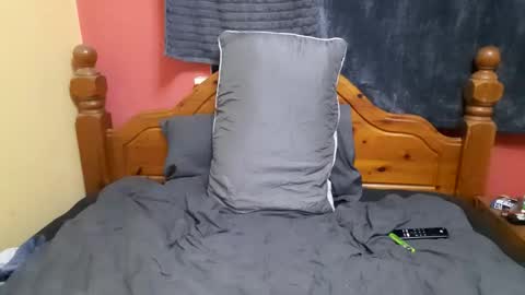 Snapshot of mrowka28 chatting on March 7, 2026, 1:35 am mrowka28 online show from March 7, 2026, 1:35 am