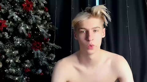 Adam online show from December 27, 2024, 9:39 am