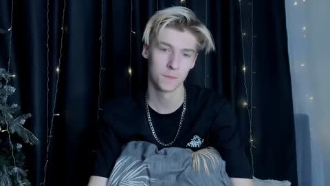 Adam online show from February 2, 2025, 4:37 am