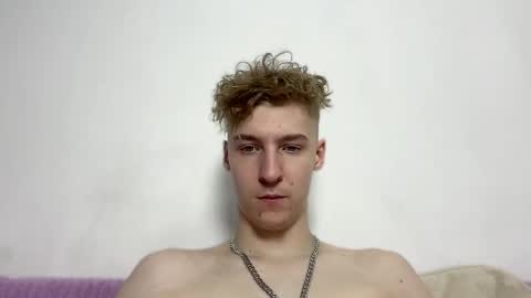 Snapshot of mrsexycum4u chatting on February 12, 2026, 10:05 pm Adam online show from February 12, 2026, 10:05 pm