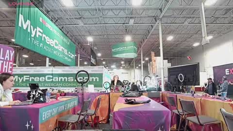 MrsKellyPierce online show from December 7, 2024, 11:12 pm