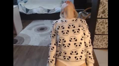 Sasha online show from October 18, 2025, 5:57 pm