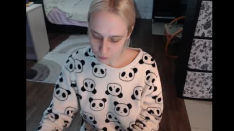 Snapshot of mrsluck chatting on January 14, 2026, 6:52 am Sasha online show from January 14, 2026, 6:52 am