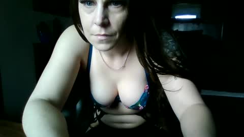 Snapshot of mrstxoxo4594 chatting on March 1, 2025, 5:05 pm Mrstxoxo4594 online show from March 1, 2025, 5:05 pm