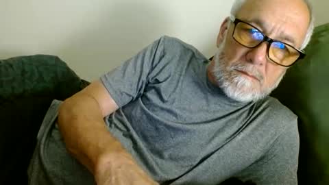 Snapshot of mrtease5 chatting on June 8, 2026, 3:29 am mrtease5 online show from June 8, 2026, 3:29 am