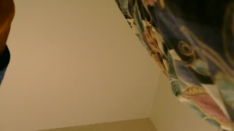Snapshot of mrtease5 chatting on July 1, 2026, 3:52 am mrtease5 online show from July 1, 2026, 3:52 am