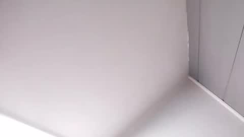 mrtweak20 online show from September 16, 2025, 12:28 pm